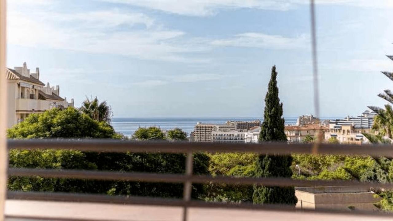 797 Holiday Rentals - Piso Para 4 Con Amplia Terraza Al Jardin Y Al Mar Бенальмадена Экстерьер фото