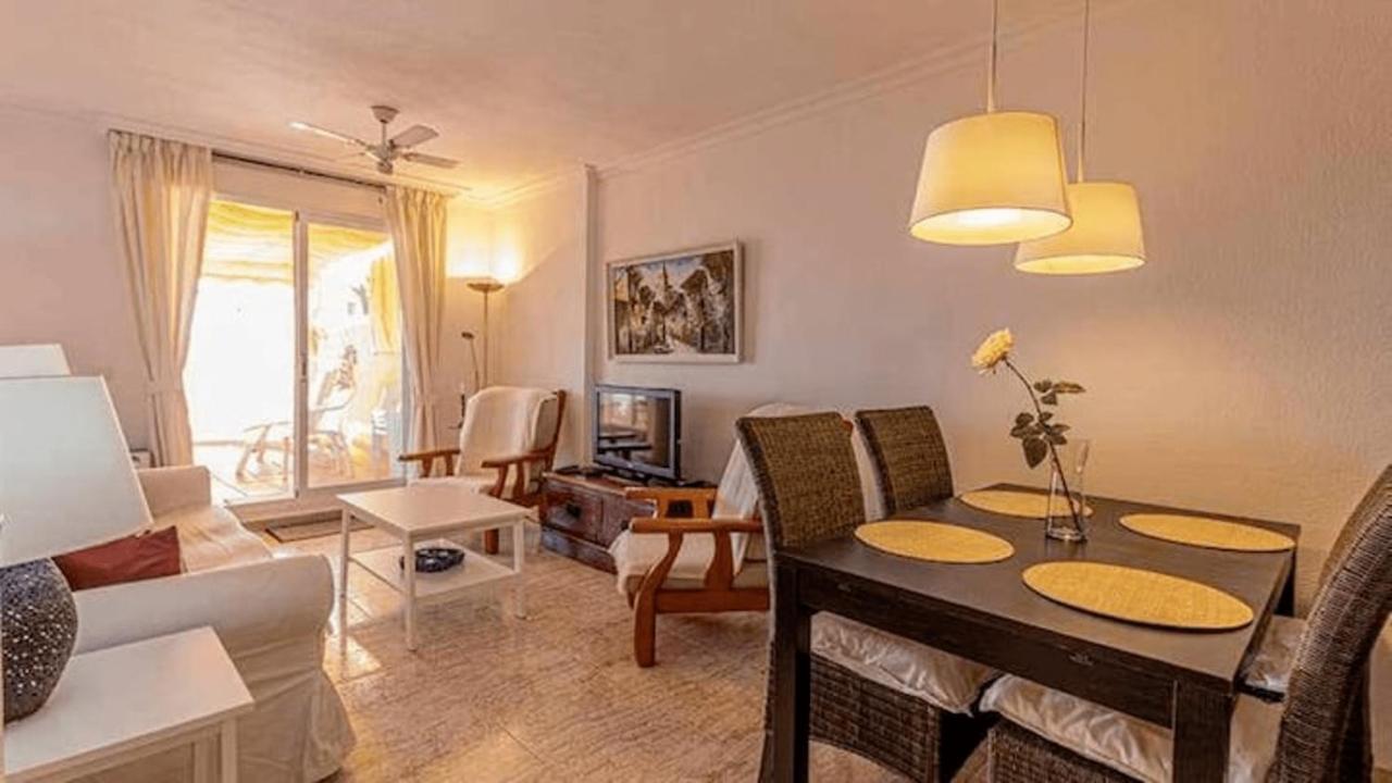 797 Holiday Rentals - Piso Para 4 Con Amplia Terraza Al Jardin Y Al Mar Бенальмадена Экстерьер фото
